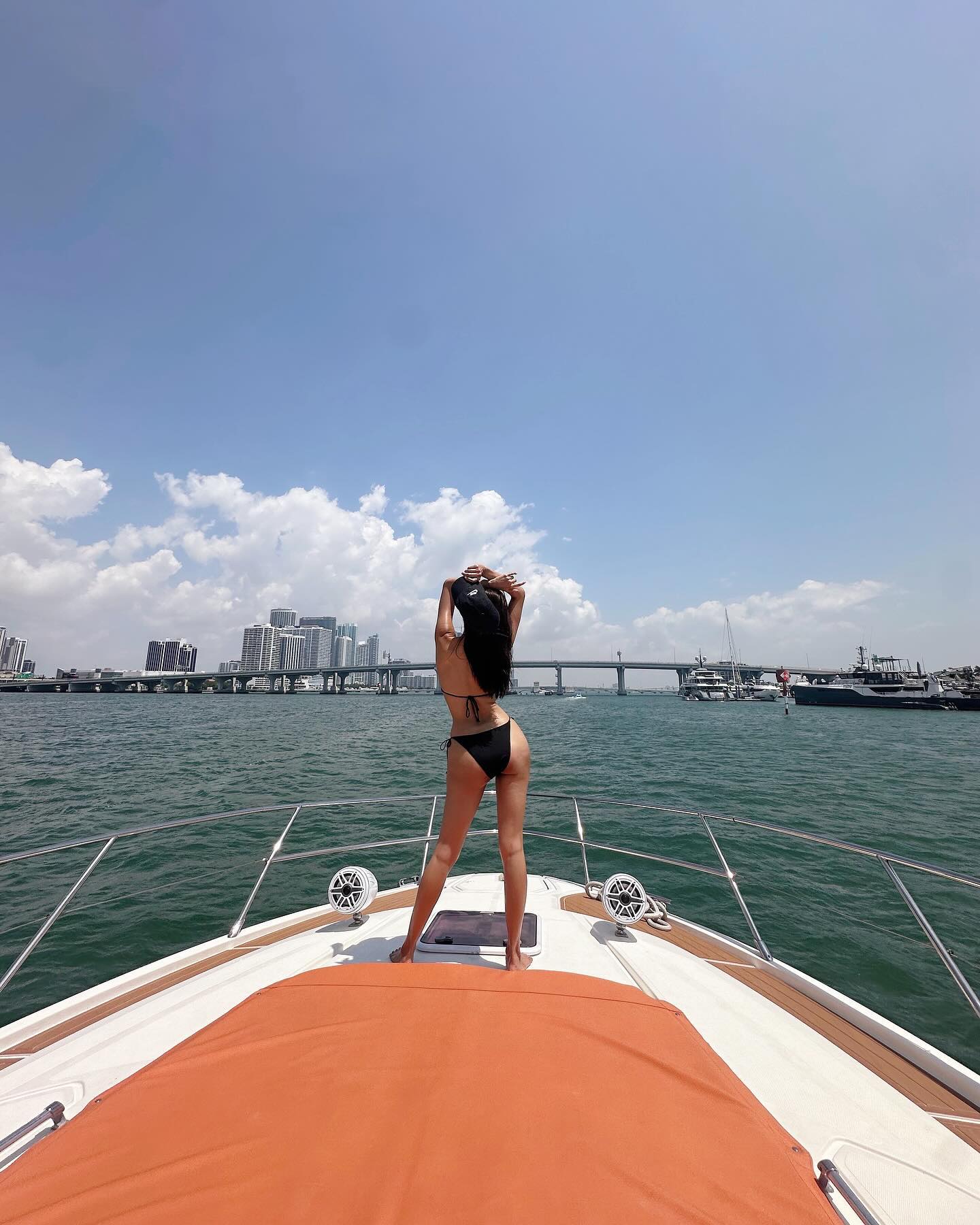 Eng chiroyli sariq porno aktrisalar Amaki va nevarasi porno video