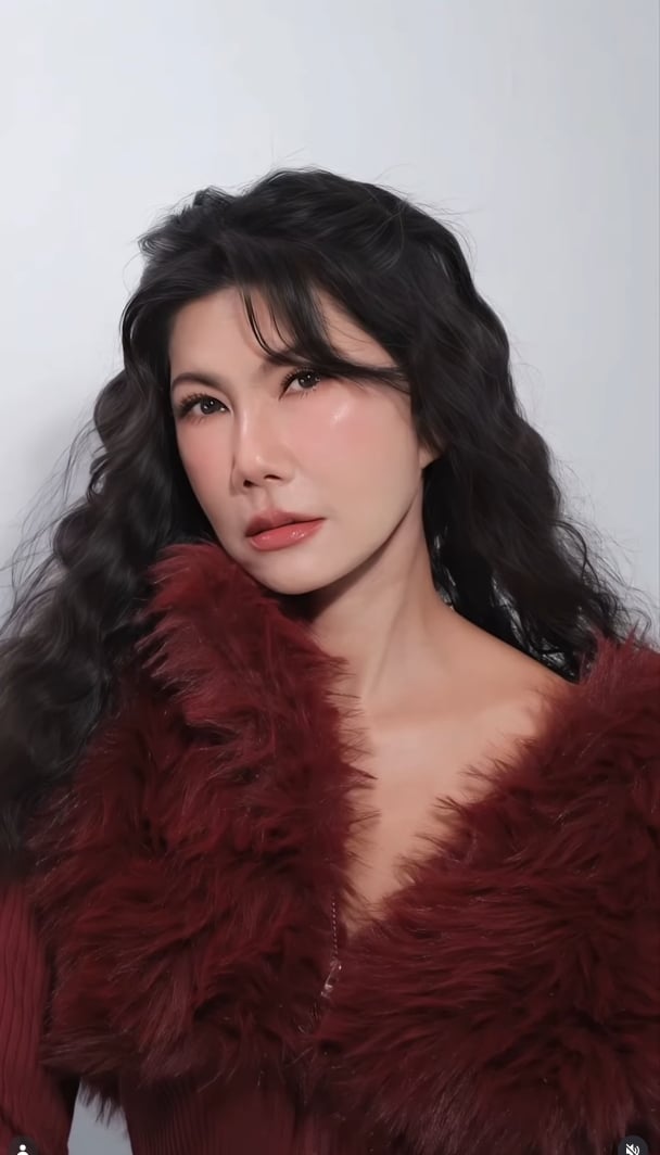 สวยจริงคนนี้ ภาพล่าสุดดาราดัง ในวัย 60 กะรัต ความสวยเหมือนถูกสตาฟไว้