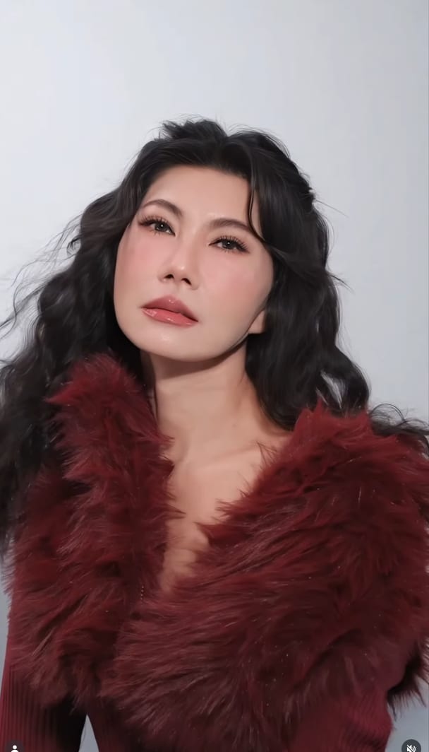 สวยจริงคนนี้ ภาพล่าสุดดาราดัง ในวัย 60 กะรัต ความสวยเหมือนถูกสตาฟไว้