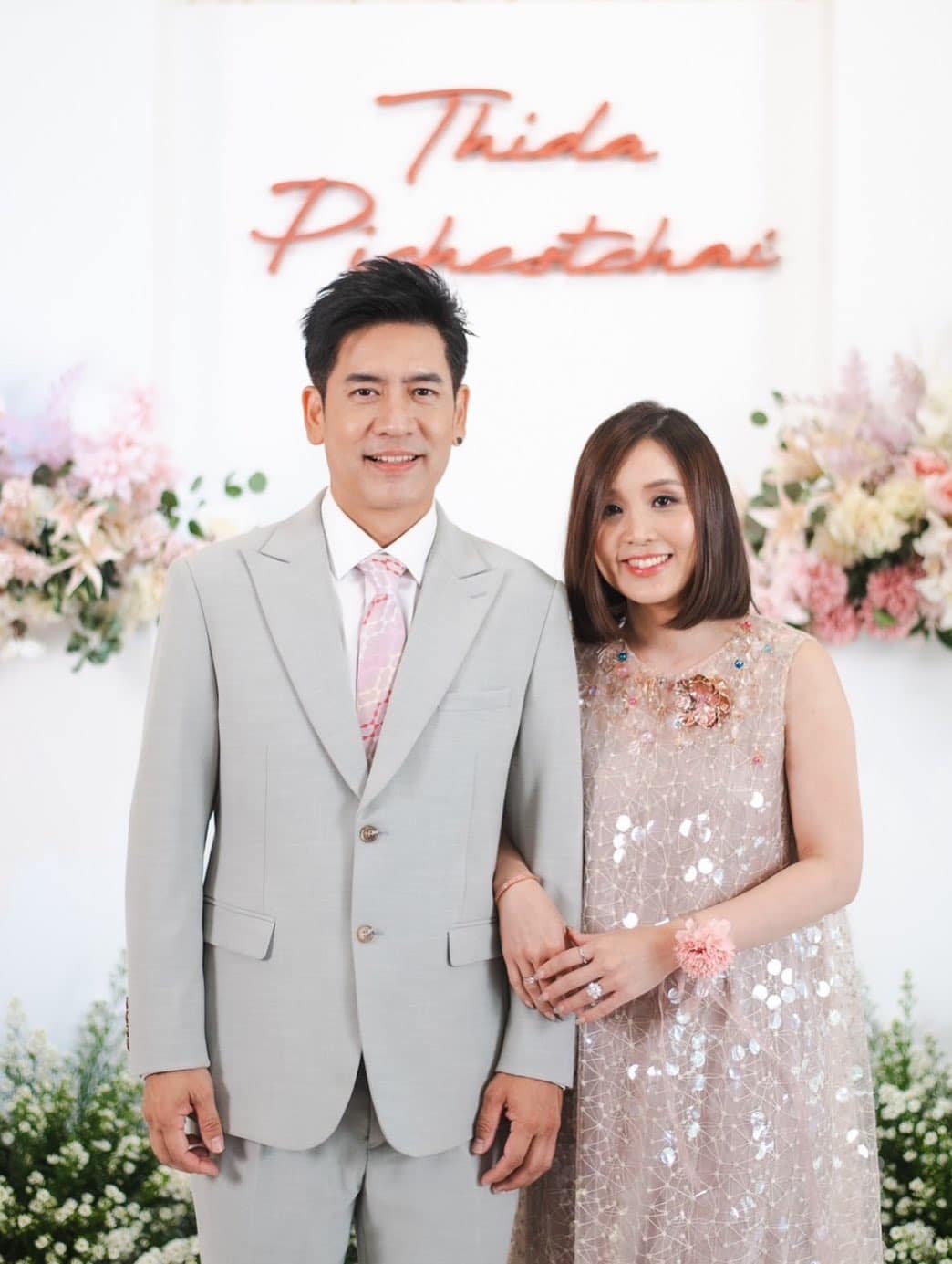 เปิดโฉมหน้า ลูกคนแรก ตั้น พิเชษฐ์ไชย ภรรยาคลอดอย่างปลอดภัยแล้วจ้า หน้าตาน่ารักมากๆ