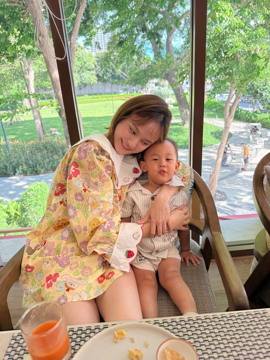 "แพทตี้" เปิดภาพลูกๆ "น้องโรล่า-น้องลิกก้า" ความน่ารักล้นเฟรม แฟนๆแห่ชมทั้งไอจี