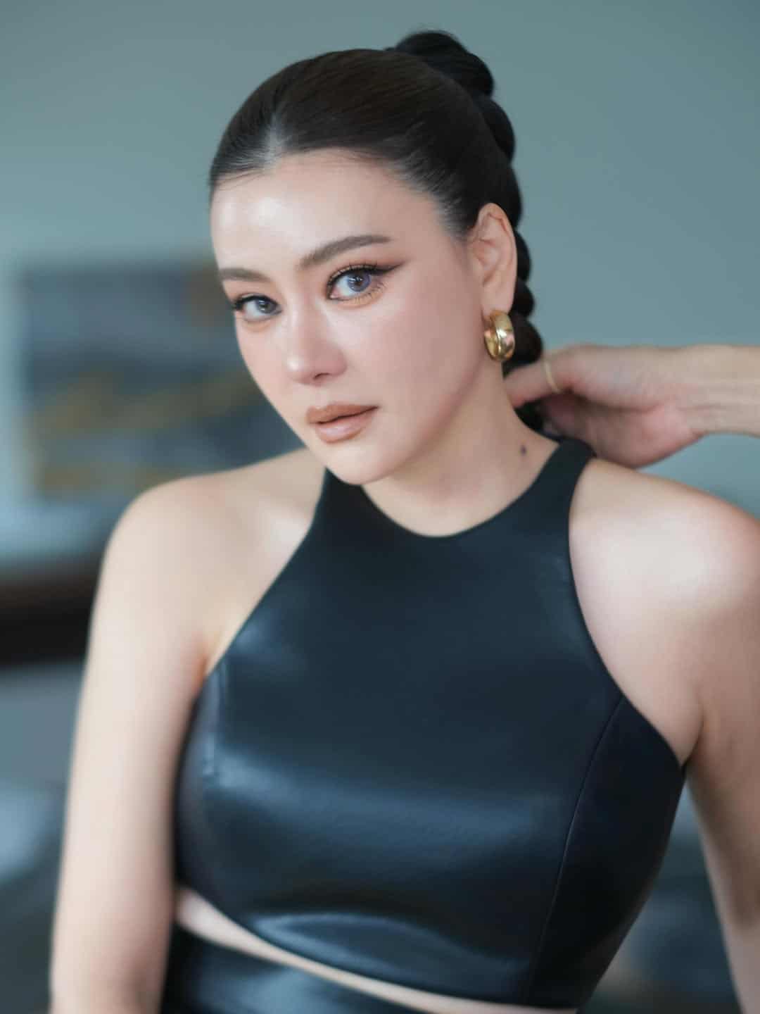 ปรุงจืดเยอะแล้ว โอ๋ ภัคจีรา ขอปรุงเค็มบ้าง และนี่คือความสวยในวัย 49 ปี ออร่าเจ้าสาวจับ